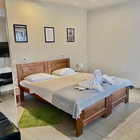 Alice Vendeghaz Bed & Breakfast Калоча Екстериор снимка