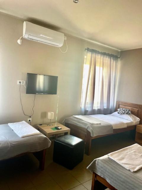 Alice Vendeghaz Bed & Breakfast Калоча Екстериор снимка
