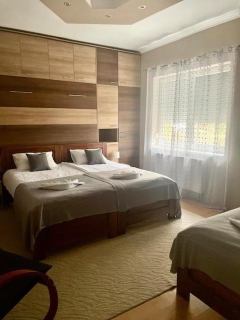 Alice Vendeghaz Bed & Breakfast Калоча Екстериор снимка